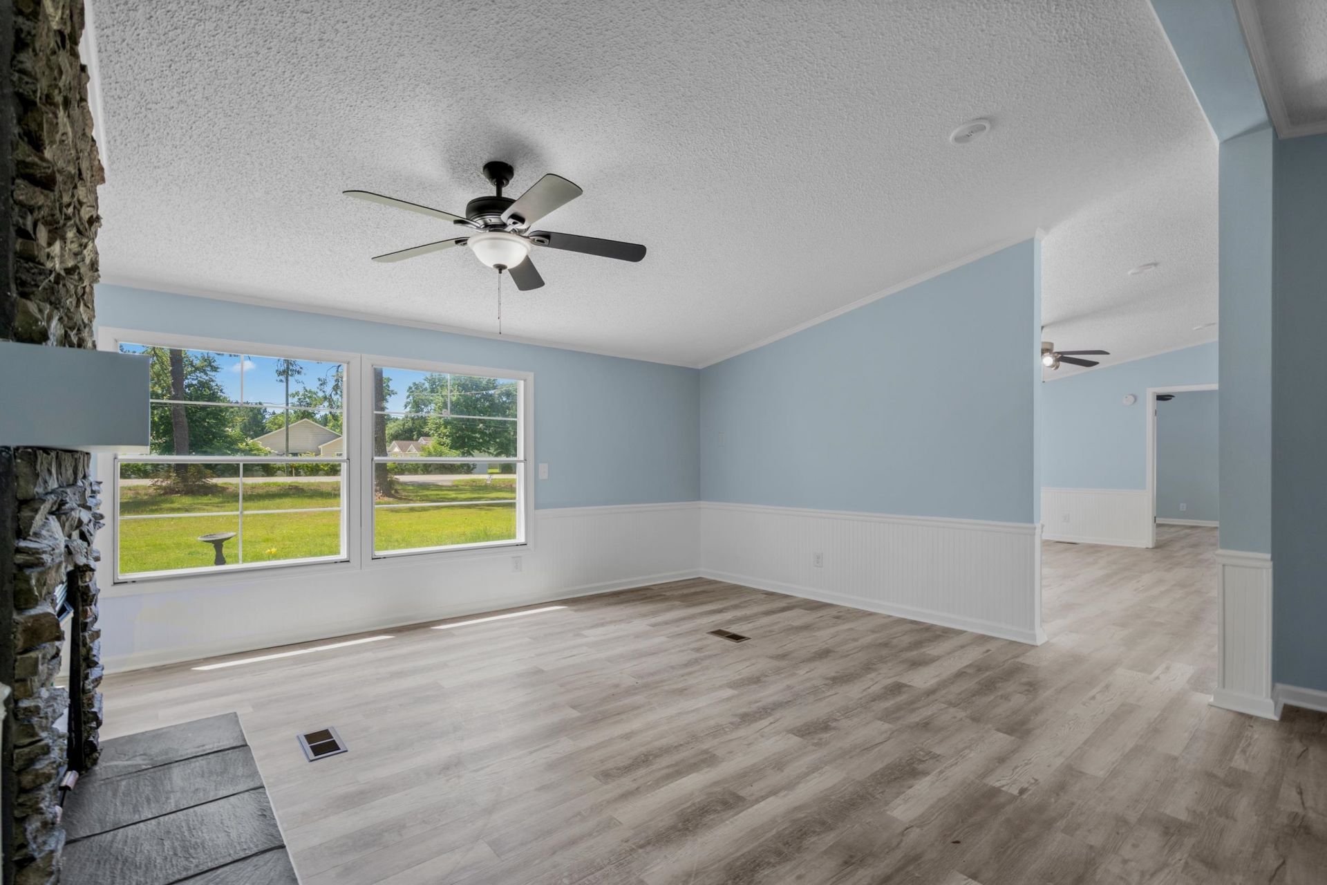 3695 Highway 905  Photo 14