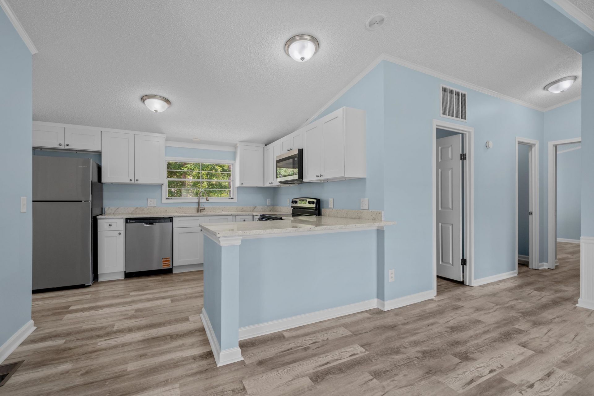 3695 Highway 905  Photo 15