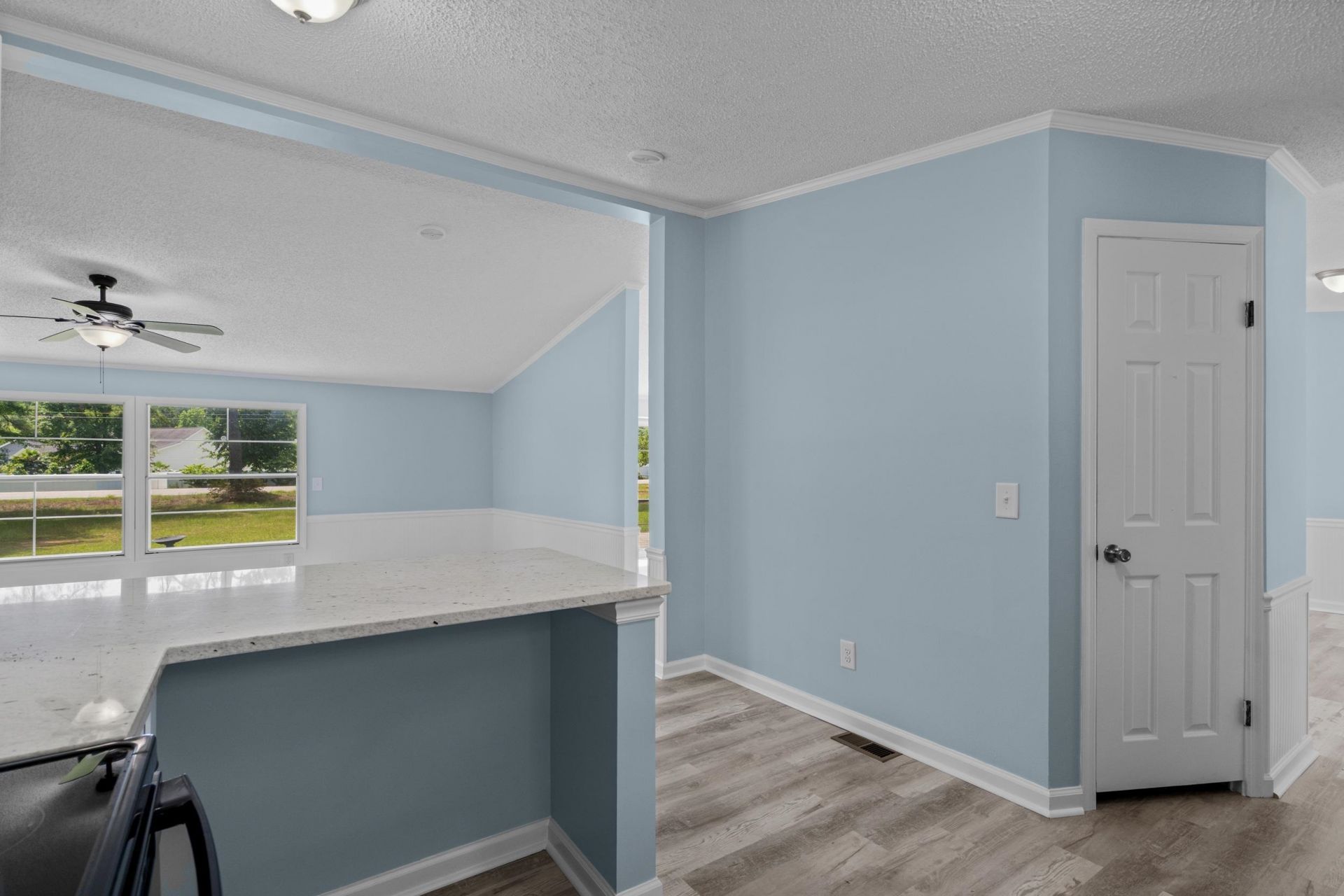 3695 Highway 905  Photo 17