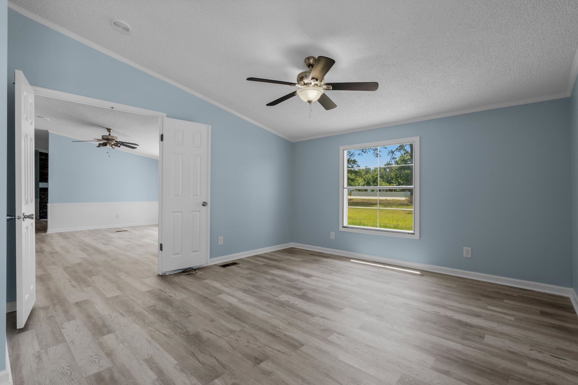 3695 Highway 905  Photo 24