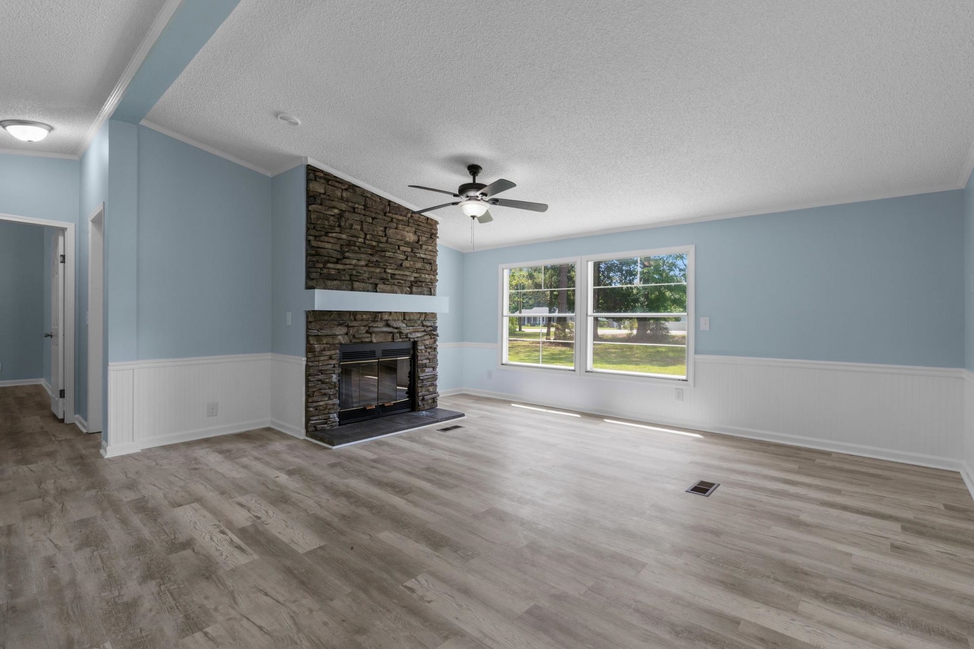 3695 Highway 905  Photo 9