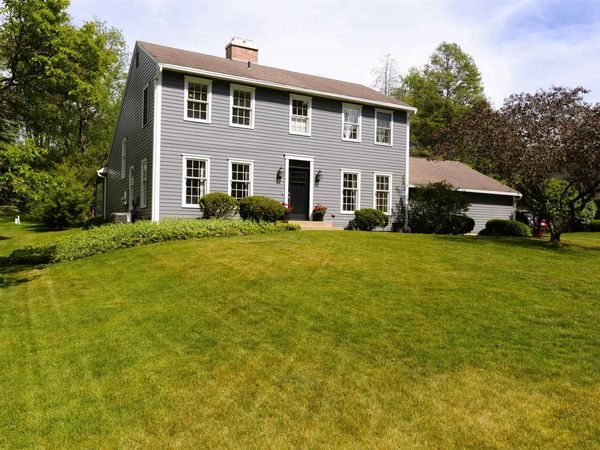 50588 Linden Grove Lane, Granger, IN 46530