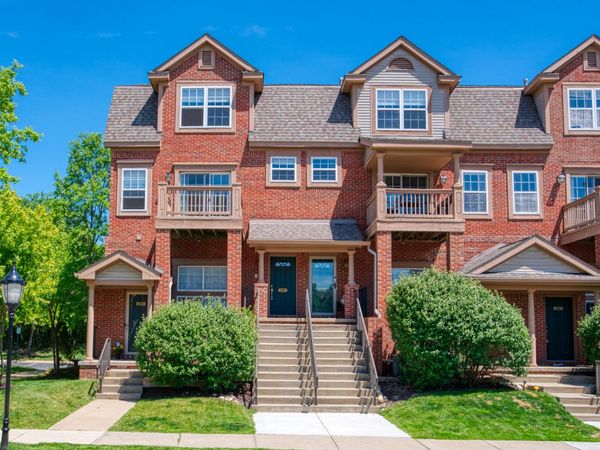 2889 Barclay Way, Ann Arbor, MI 48105