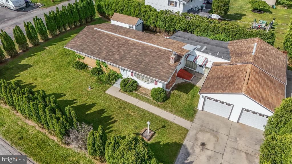 114 CUMBERLAND AVENUE, TAMAQUA, PA 18252