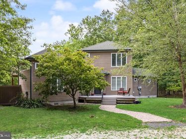 6330 ESTELLE AVENUE, MAYS LANDING, NJ 08330