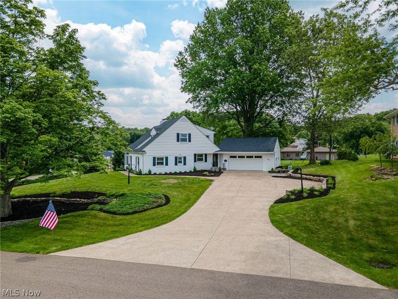 1691 Knob Hill Drive, Coshocton, OH 43812 Photo 3