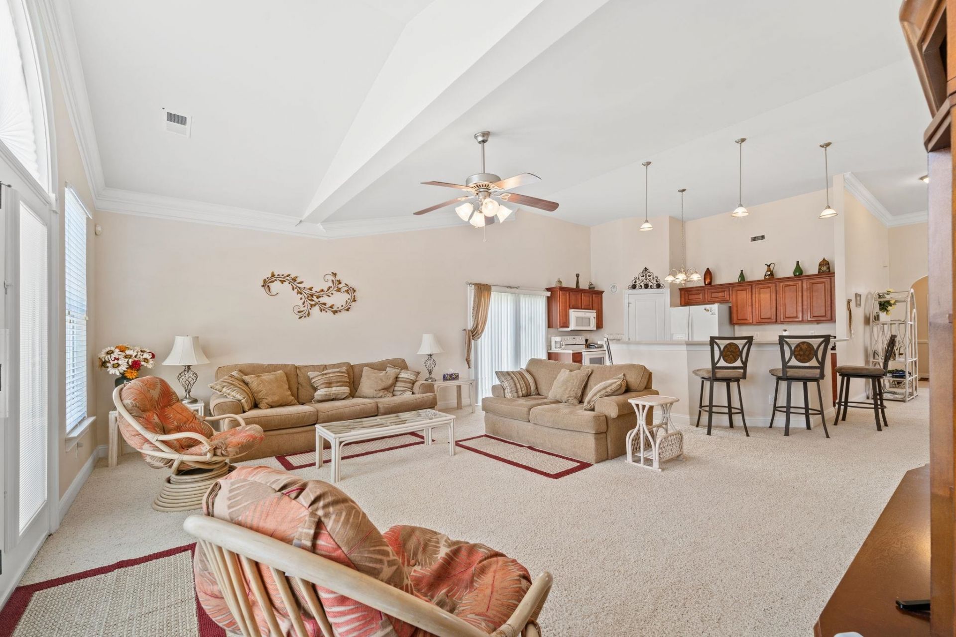 215 Kessinger Dr.  Photo 5