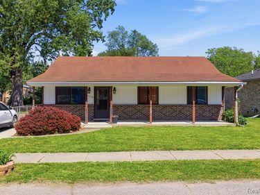 6108 N Carlson Street , Westland, MI 48185