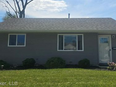 29521 Florence Street , Garden City, MI 48135