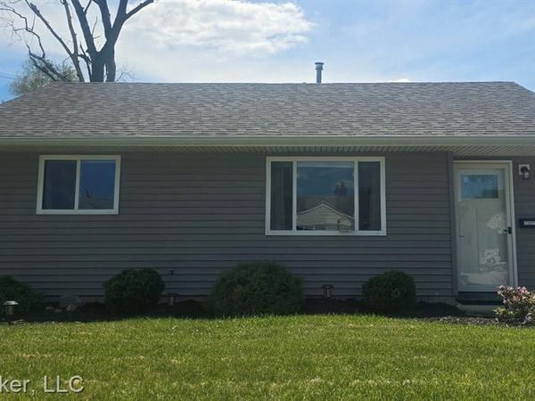 29521 Florence Street , Garden City, MI 48135