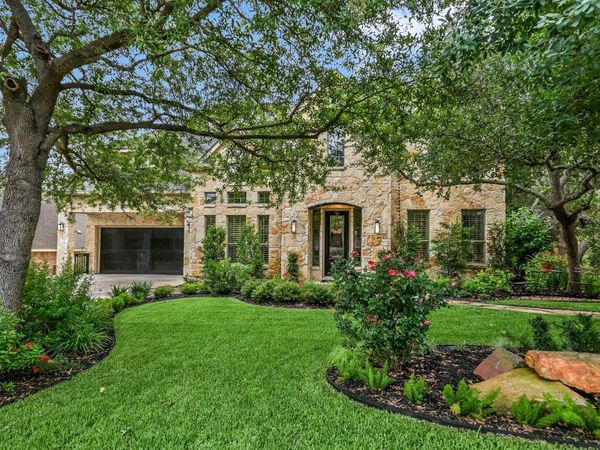 5821 Kempson DR , Austin, TX 78735