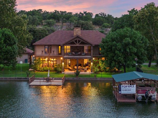 101 Palm CV, Buchanan Dam, TX 78609