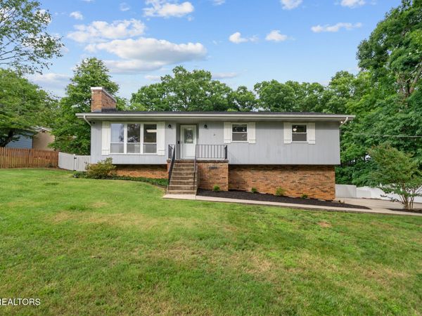 7112 Bonny Kate Drive, Knoxville, TN 37920