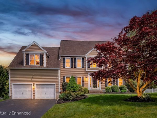 45 Piccadilly Way, Westborough, MA 01581