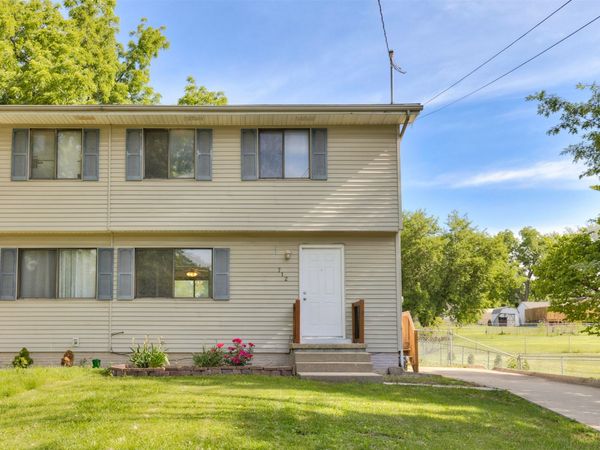 712 E Rose Avenue , Des Moines, IA 50315