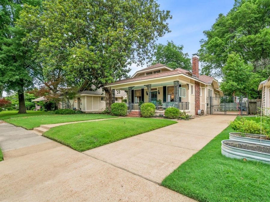 Property Image 4