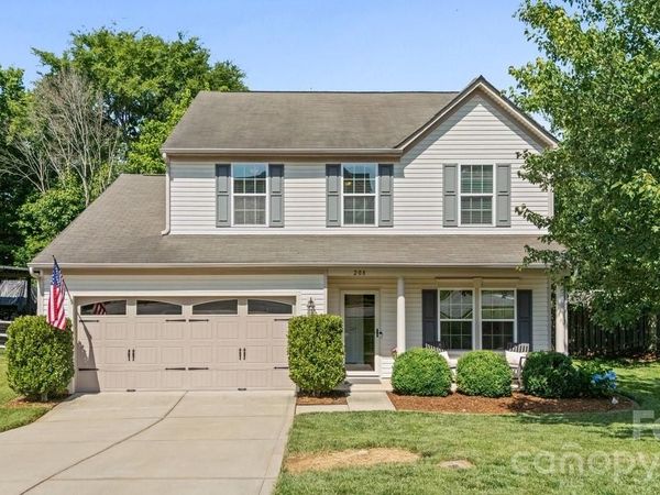 208 Glenn Allen Road , Mooresville, NC 28115