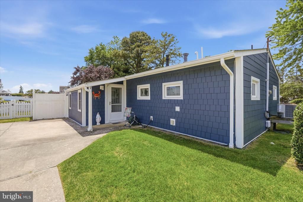423 W Cala Breeze Way , Little Egg Harbor Township, NJ 08087 Main Photo