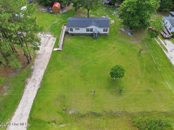 106 Madelyn Drive , Richlands, NC 28574