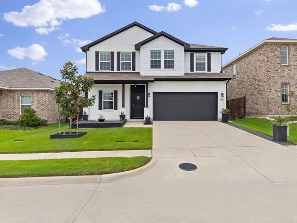 2106 Callahan Drive, Forney, TX 75126