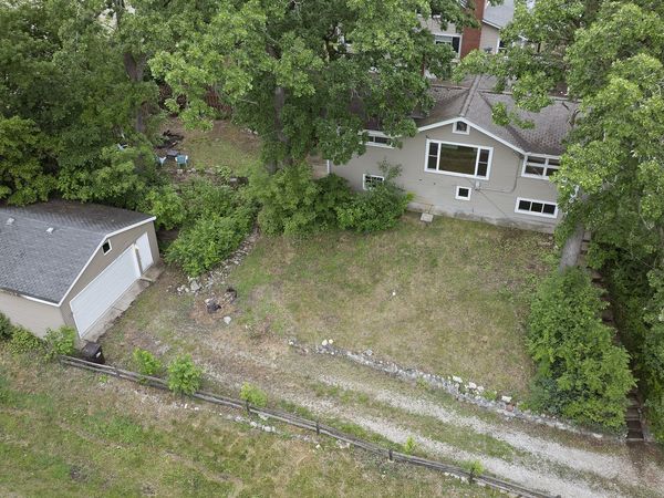8717 Gardner Road , Fox River Grove, IL 60021