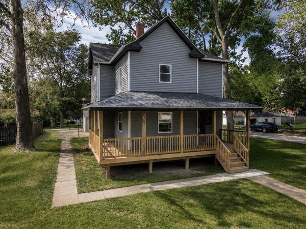 220 W Bennett Street , Pontiac, IL 61764