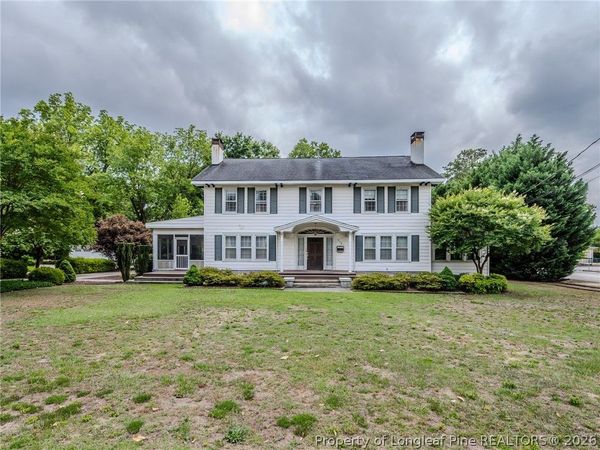 212 E Third Avenue, Red Springs, NC 28377
