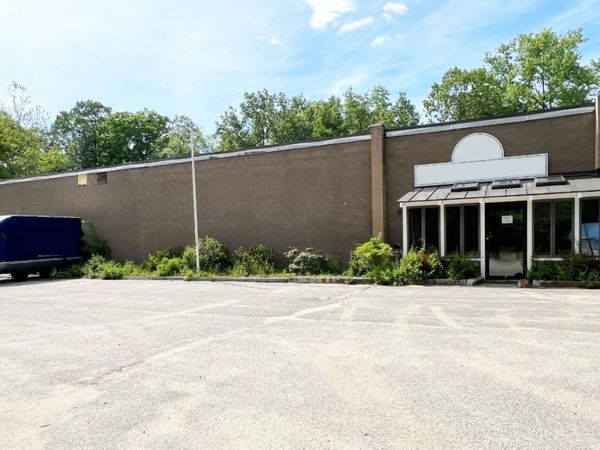 1 RAILROAD Street, Swanzey, NH 03469