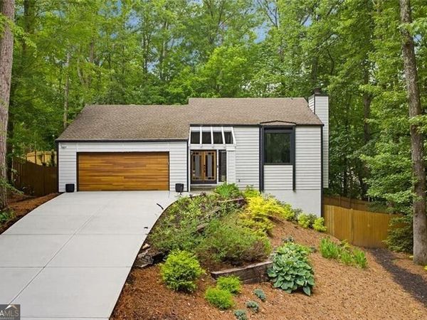 3452 Shawnee Trail SE, Smyrna, GA 30080