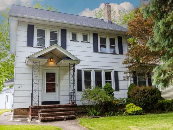 195 Saint Regis Drive S, Rochester, NY 14618
