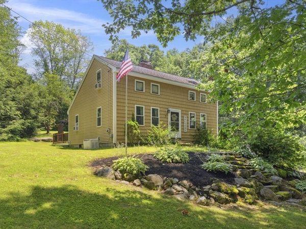 57 Sassawanna Rd, Rutland, MA 01543