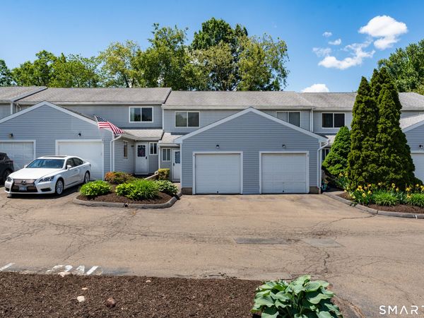 60 Coleman, Unit A4, East Haven, CT 06512