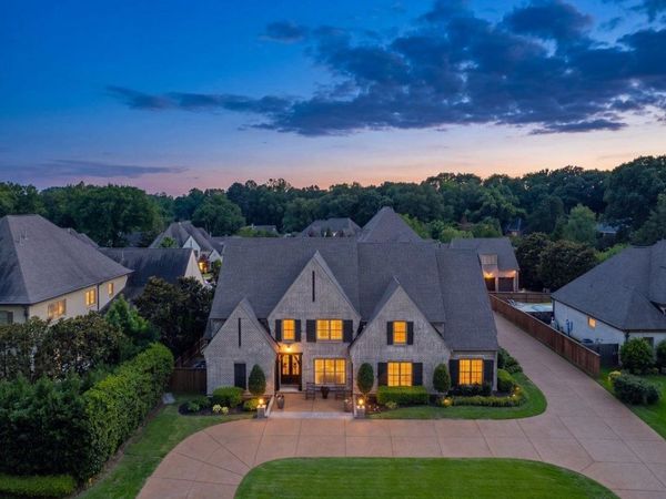 8441 POPLAR PIKE, Germantown, TN 38138