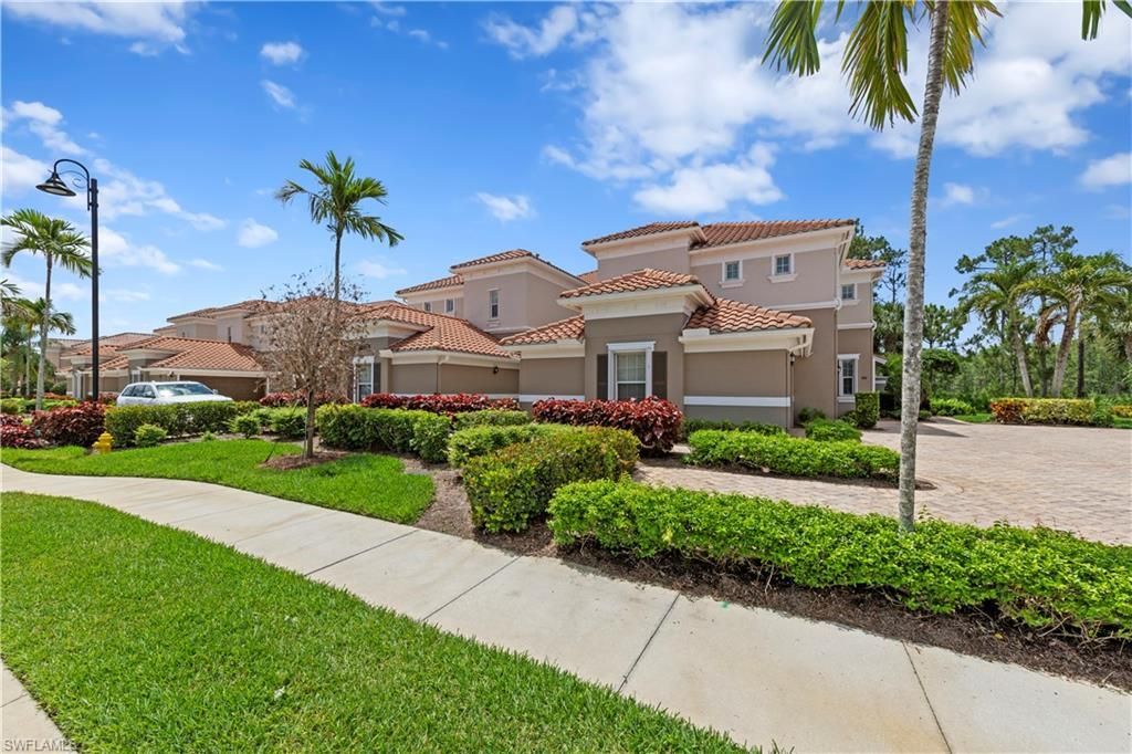 10351 Glastonbury Cir , Unit 201, Fort Myers, FL 33913 Photo