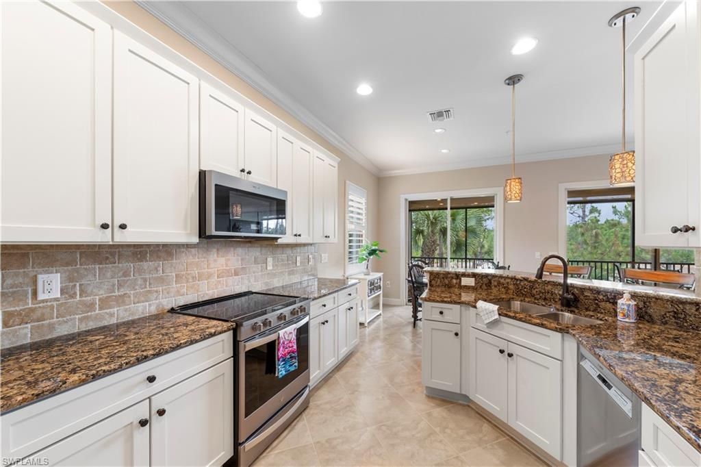 10351 Glastonbury Cir , Unit 201, Fort Myers, FL 33913 Photo