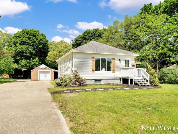 709 N Fifth Street, Greenville, MI 48838