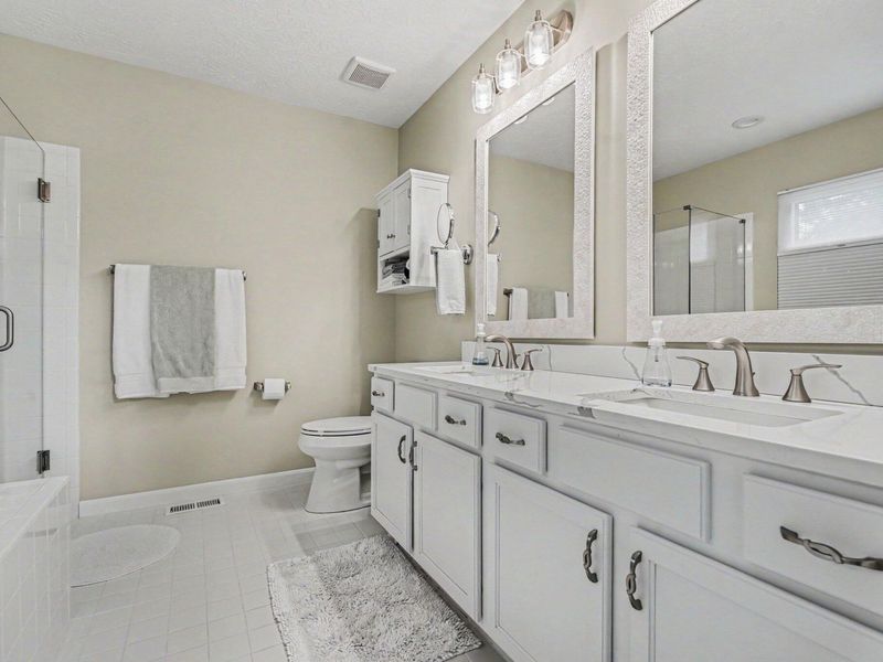 7037 Running Fox Court, Florence, KY 41042 Photo 22