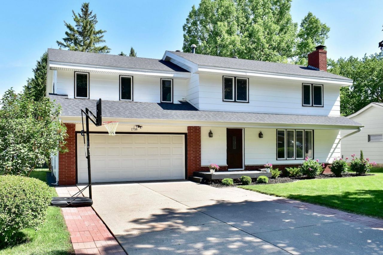 1758 Edgewood Road , Winona, MN 55987 Main Photo