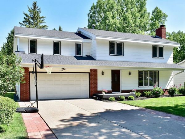 1758 Edgewood Road , Winona, MN 55987