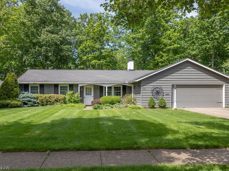 676 Wyleswood Drive, Berea, OH 44017 Photo 1