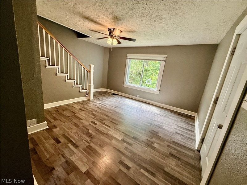 552 Gray Street, Zanesville, OH 43701 Photo 3