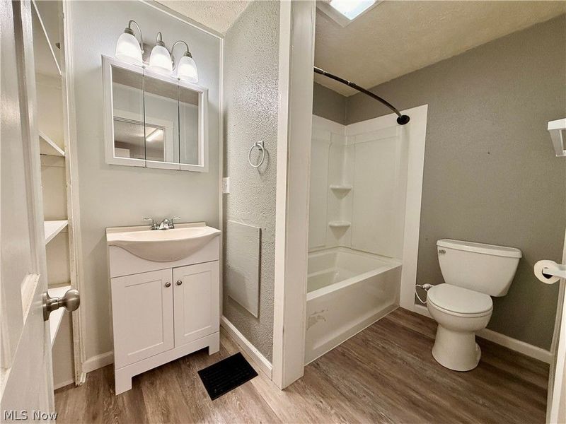 552 Gray Street, Zanesville, OH 43701 Photo 8