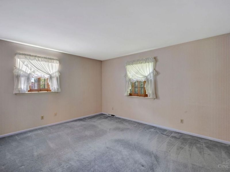 2865 Countrylake Drive, Cincinnati, OH 45233 Photo 32