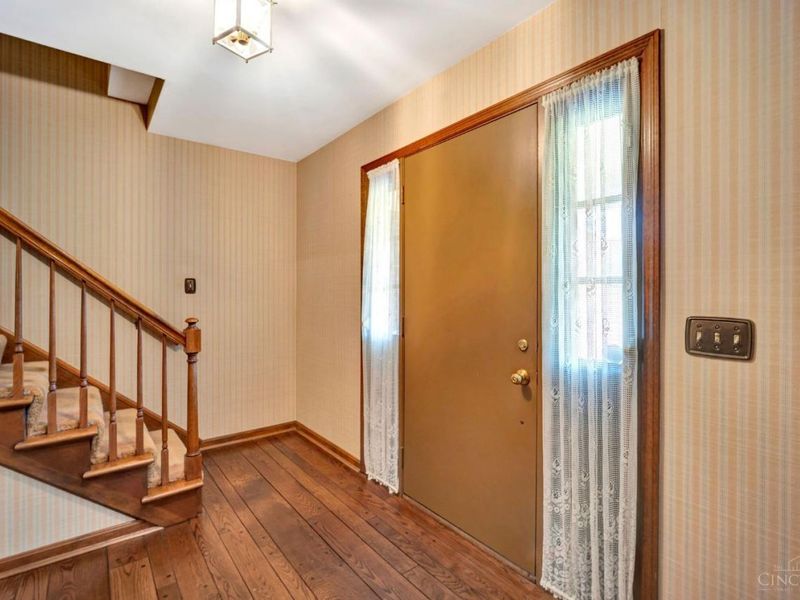 2865 Countrylake Drive, Cincinnati, OH 45233 Photo 4
