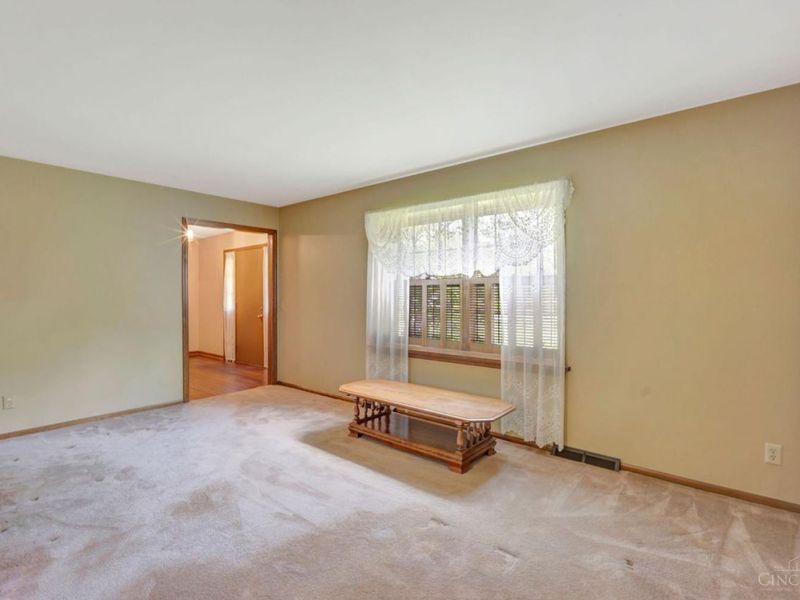 2865 Countrylake Drive, Cincinnati, OH 45233 Photo 7