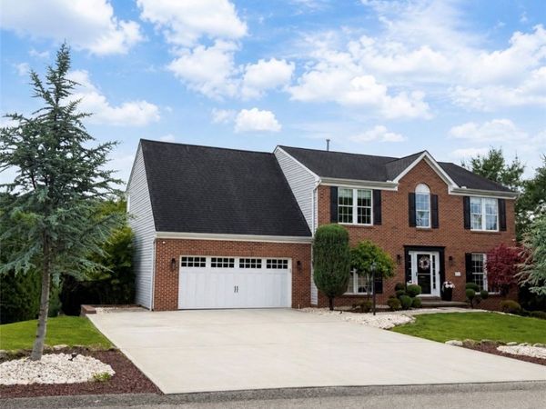 576 Rosewood St , Belle Vernon, PA 15012