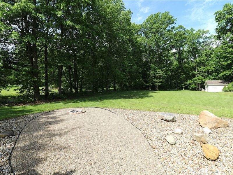 8503 Risden Road, Vermilion, OH 44089 Photo 27