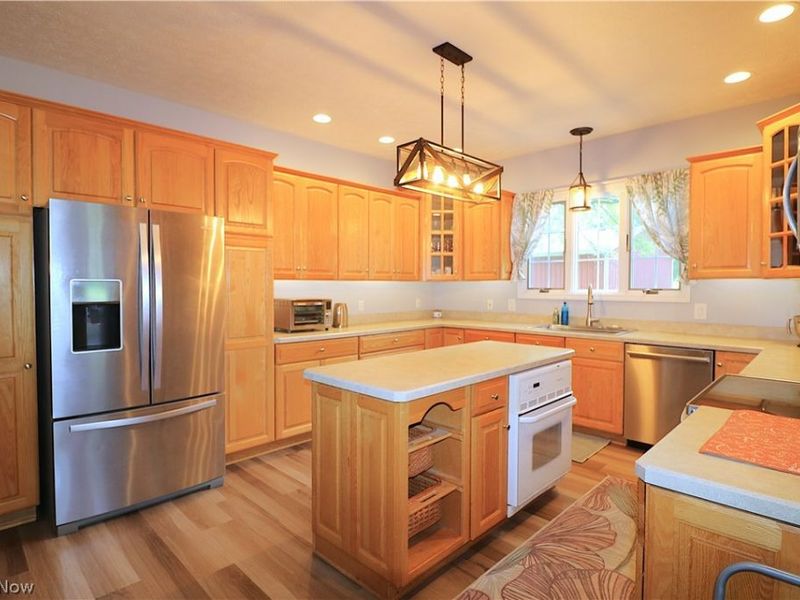 8503 Risden Road, Vermilion, OH 44089 Photo 3