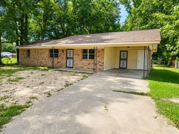 1908 Edmar Drive , Pine Bluff, AR 71603