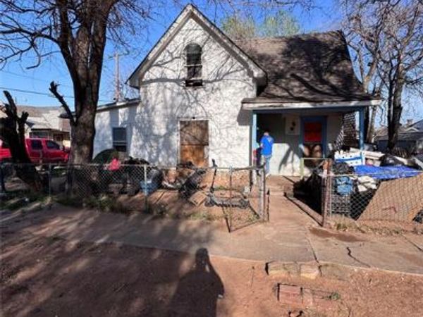 2414 S Broadway Avenue, Oklahoma City, OK 73109